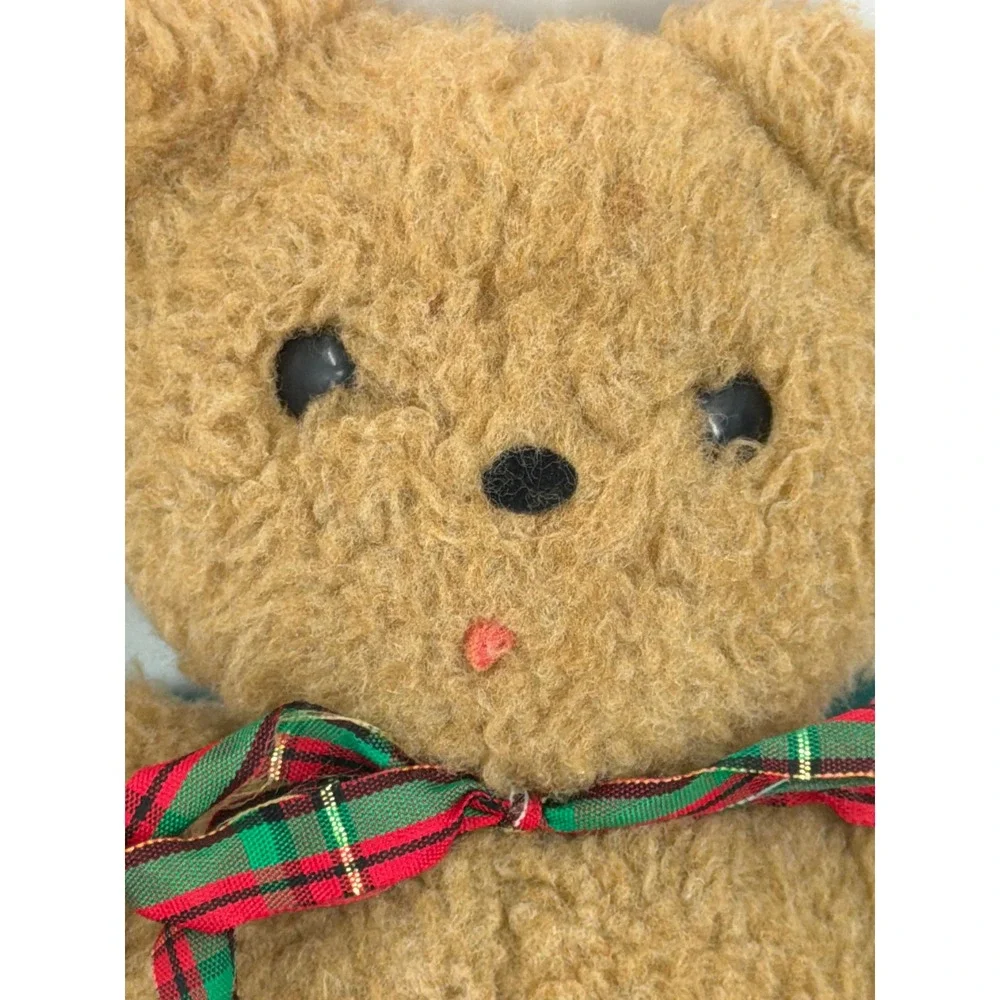 Vintage Douglas Cuddle Toys Teddy Bear Tan Plush Plaid Bow 7.5